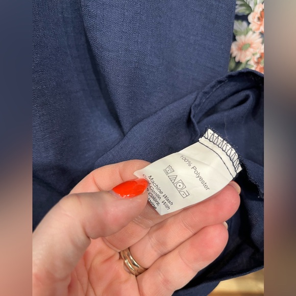 Emery Rose blouse size 5X - Picture 4 of 8